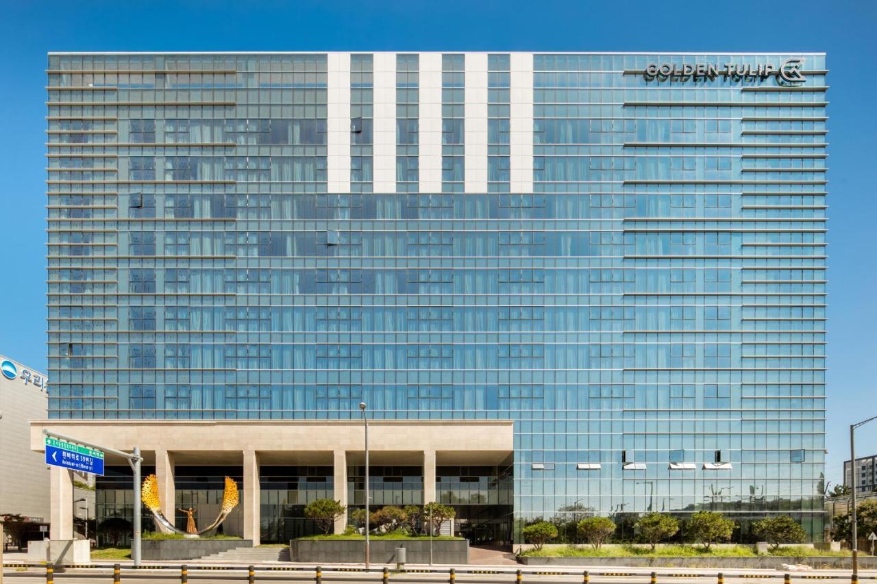 Golden Tulip Incheon Airport Hotel Экстерьер фото